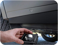 強力磁石で車にワンタッチ